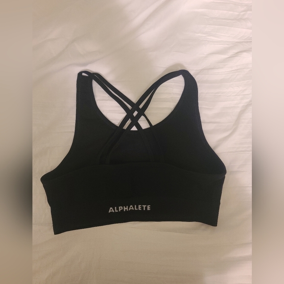 Alphalete Other - Alphelet sports bra